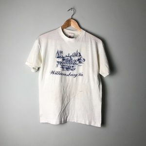 Vintage women’s Virginia tee